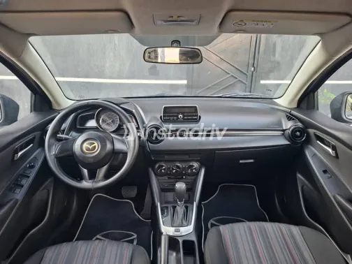 Mazda 2 2017 Gray Used for Sale - 7