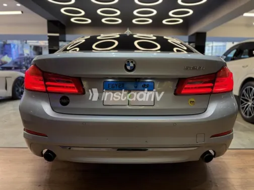 BMW 520 2018 Silver Used for Sale - 8
