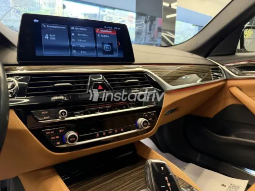 BMW 520 2018 Silver Used for Sale - 9