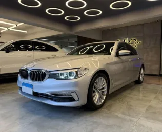 BMW 520 2018 Silver Used for Sale
