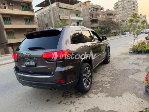 Jeep Grand Cherokee 2017 Gray Used for Sale - 5