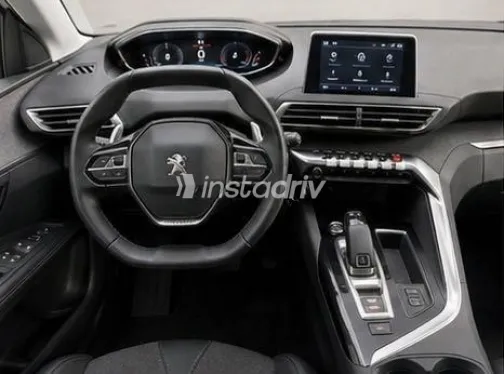 Peugeot 5008 2021 Gray Used for Sale - 5