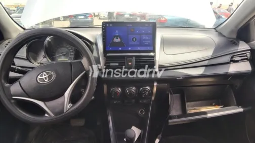 Toyota Yaris 2015 Silver Used for Sale - 5