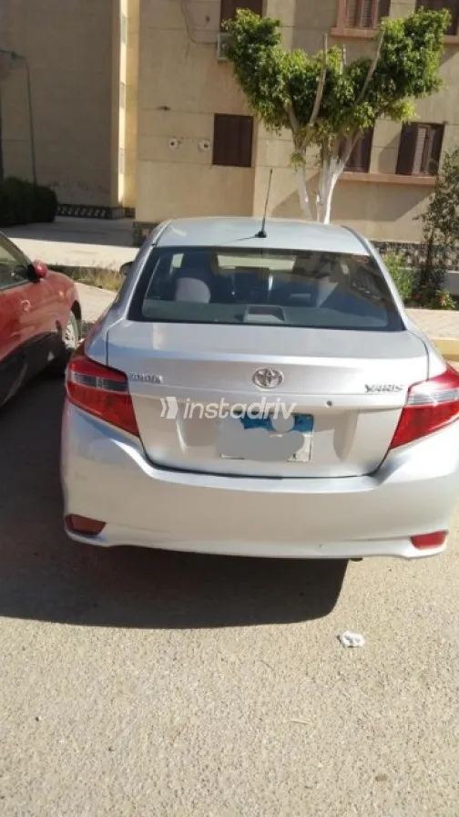 Toyota Yaris 2015 Silver Used for Sale - 7