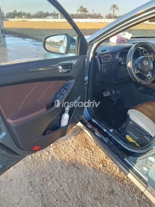 دفسك ايجل 580 2018 أبيض مستعملة للبيع - 4