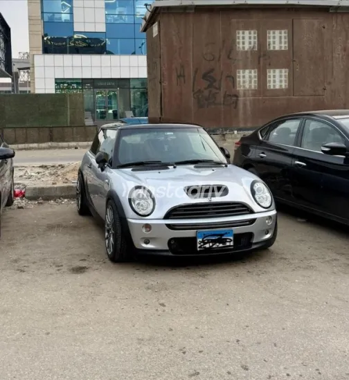 مينى مينى كوبر s 2005 فضي مستعملة للبيع - 1