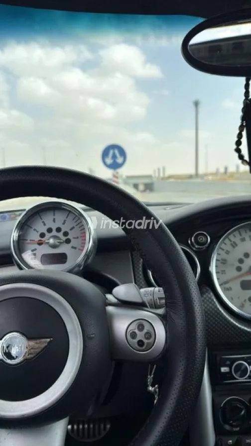 مينى مينى كوبر s 2005 فضي مستعملة للبيع - 3
