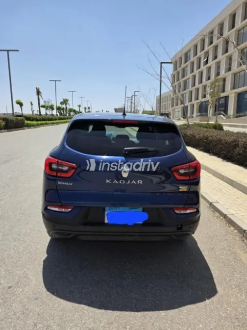 Renault Kadjar 2021 White Used for Sale - 3