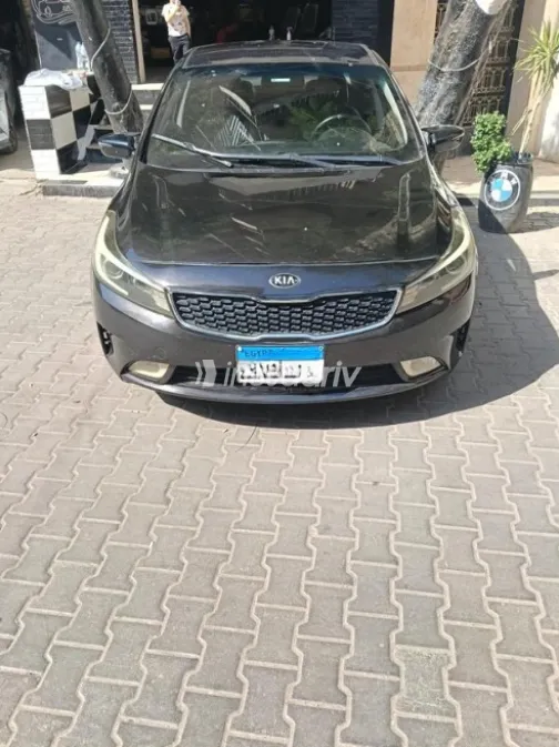 Kia Cerato 2017 White Used for Sale - 7