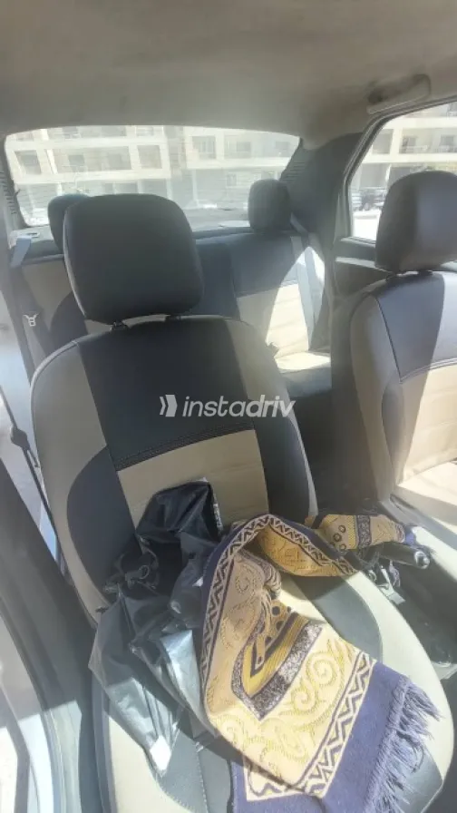 Renault Logan 2010 Silver Used for Sale - 4