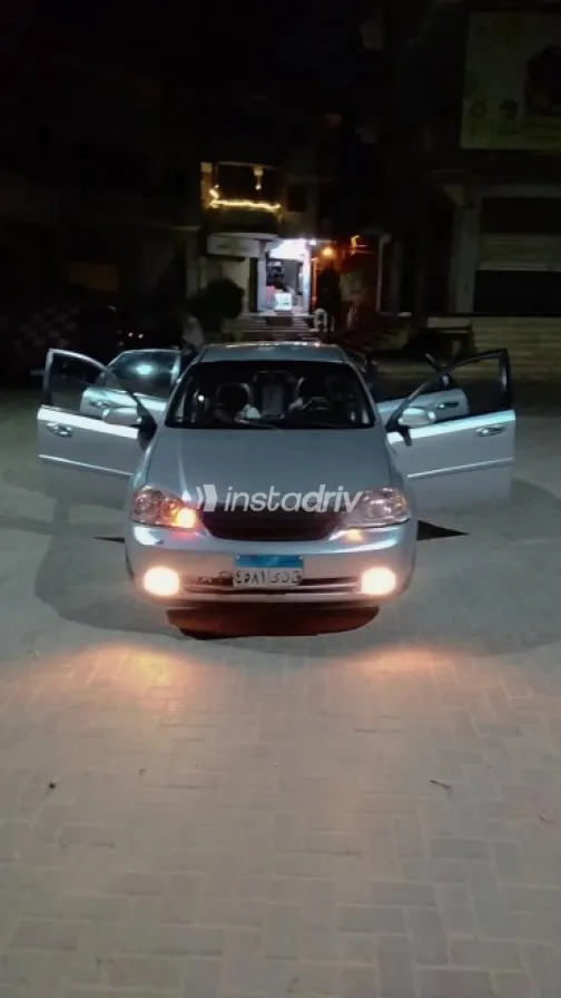 Chevrolet Optra 2006 Silver Used for Sale - 6