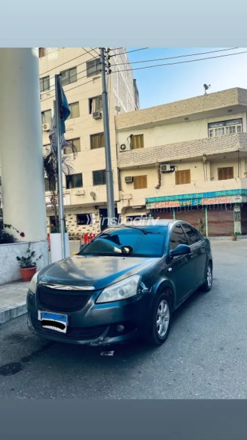 شيرى انفى 2018 رمادي مستعملة للبيع - 1
