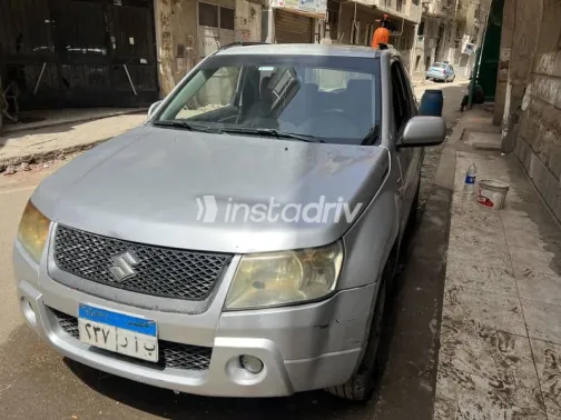 سوزوكى فيتارا 2008 فضي مستعملة للبيع - 3