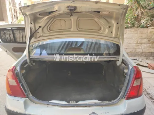 Renault Clio 2002 Silver Used for Sale - 3