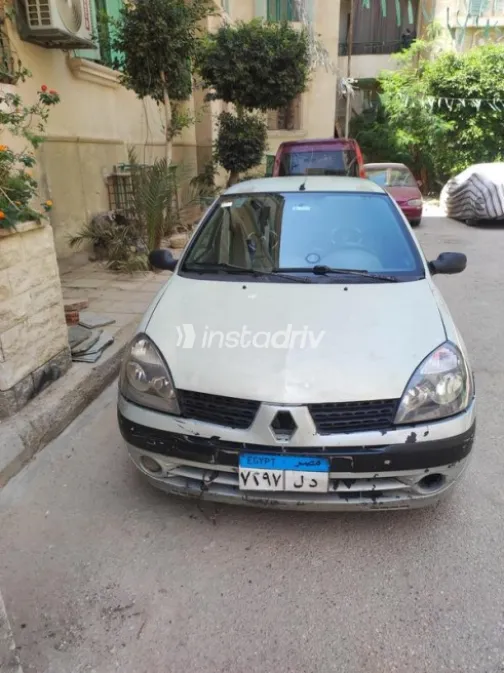 Renault Clio 2002 Silver Used for Sale - 6