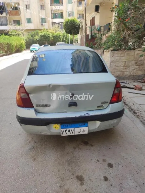 Renault Clio 2002 Silver Used for Sale - 7