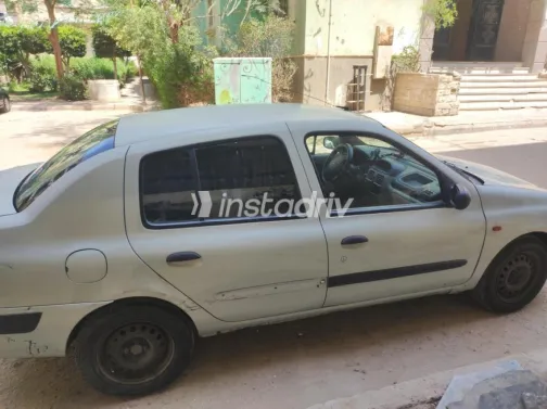 Renault Clio 2002 Silver Used for Sale - 8