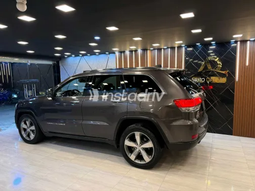 Jeep Grand Cherokee 2015 Gray Used for Sale - 2