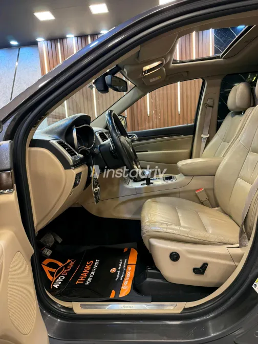 Jeep Grand Cherokee 2015 Gray Used for Sale - 3