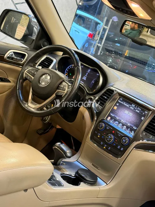 Jeep Grand Cherokee 2015 Gray Used for Sale - 7
