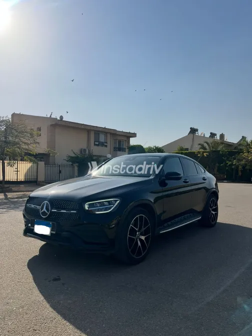 مرسيدس GLC 300 2023 أسود مستعملة للبيع - 5