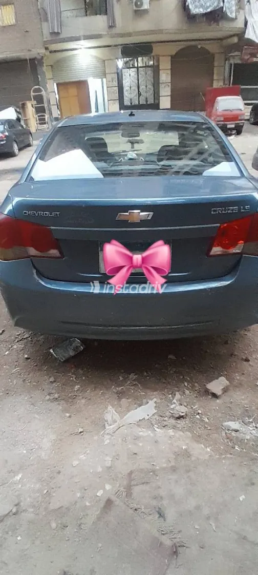 Chevrolet Cruze 2013 White Used for Sale - 2
