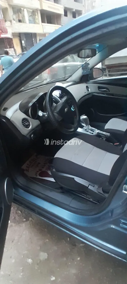 Chevrolet Cruze 2013 White Used for Sale - 6