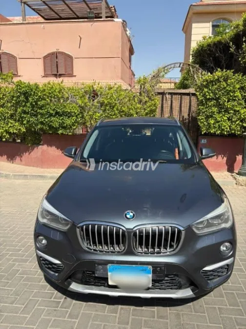 BMW X1 2018 Gray Used for Sale - 1