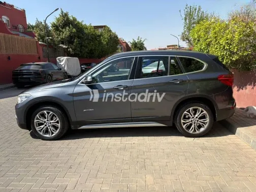BMW X1 2018 Gray Used for Sale - 2