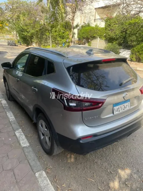 Nissan Qashqai 2021 Silver Used for Sale - 6