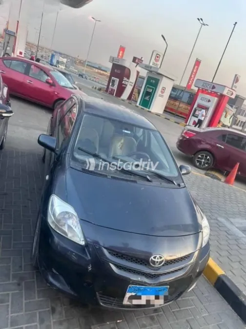 Toyota Yaris 2008 White Used for Sale - 4