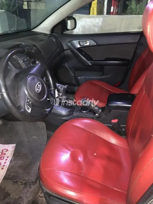 Kia Cerato 2010 Burgundy Used for Sale - 5