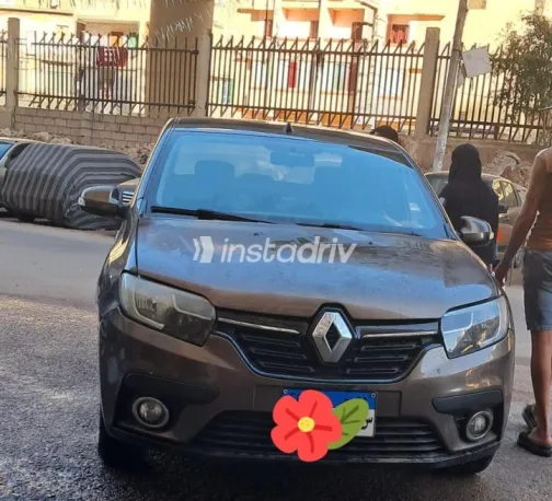 Renault Logan 2022 White Used for Sale - 1