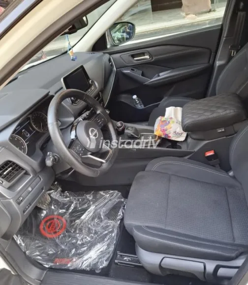 Nissan Qashqai 2025 White Used for Sale - 5