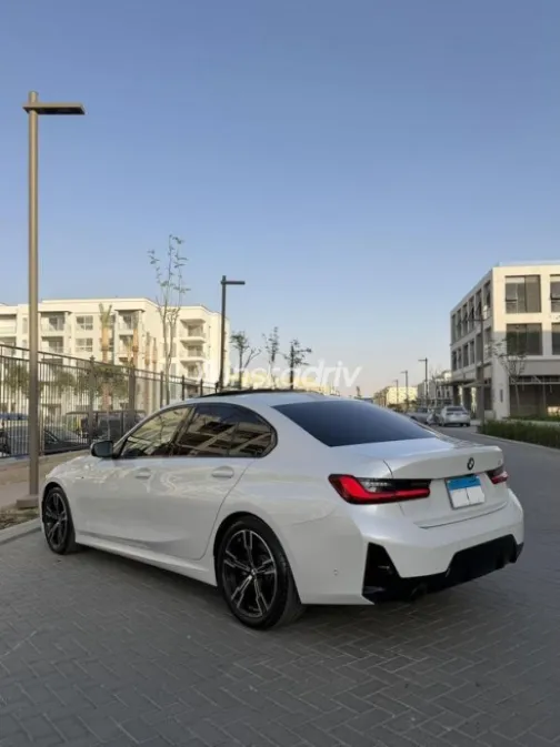 بي ام دبليو 320 2023 أبيض مستعملة للبيع - 5