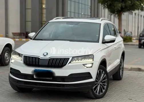 سكودا كاروك 2022 أبيض مستعملة للبيع - 7