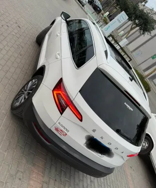 سكودا كاروك 2022 أبيض مستعملة للبيع
