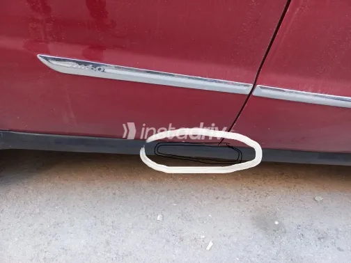 شيفروليه افيو 2013 أحمر مستعملة للبيع - 2