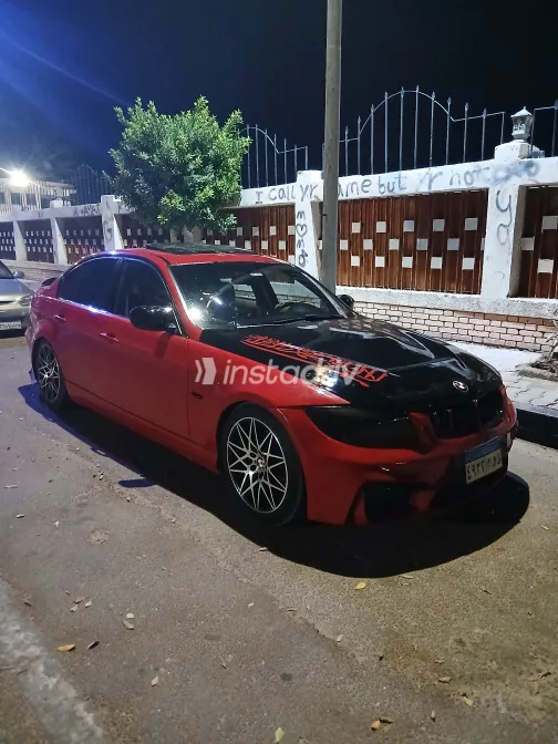 BMW 316 2011 Red Used for Sale - 1