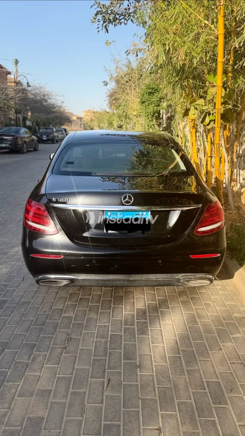 Mercedes E 180 2019 Black Used for Sale - 1