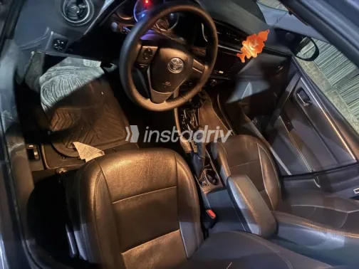 Toyota Corolla 2019 Gray Used for Sale - 2
