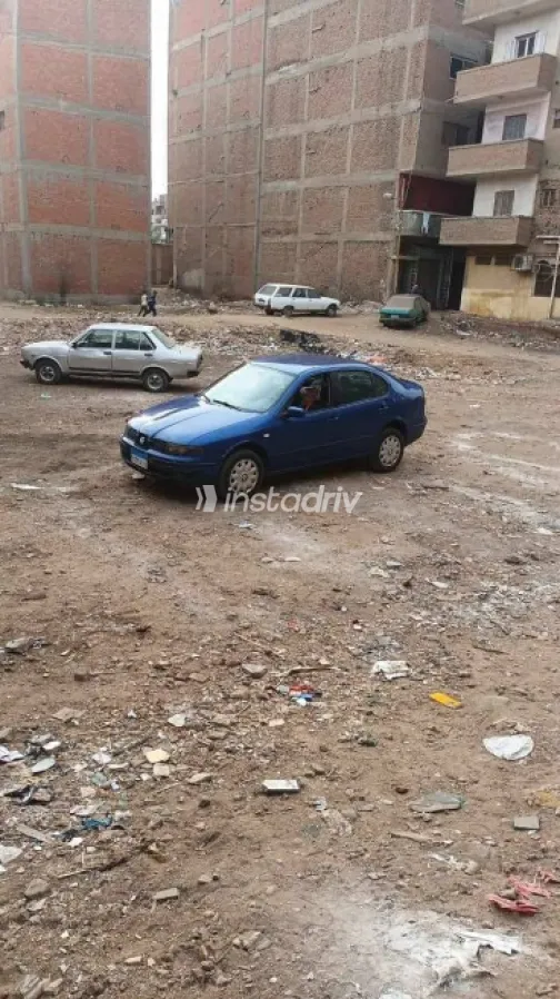 Seat Toledo 2002 Brown Used for Sale - 2