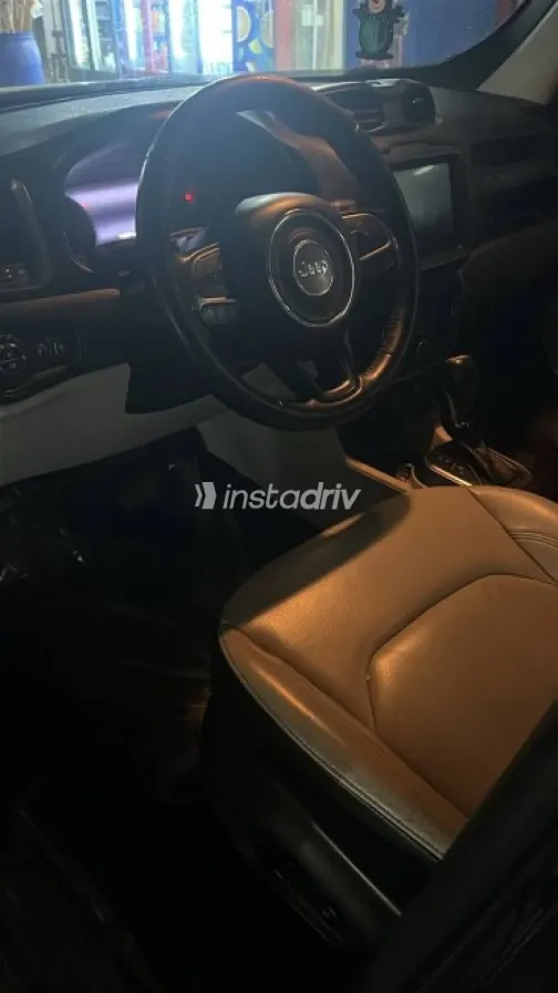 Jeep Renegade 2020 Gray Used for Sale - 2