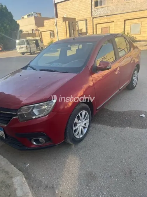 Renault Logan 2017 Red Used for Sale - 2
