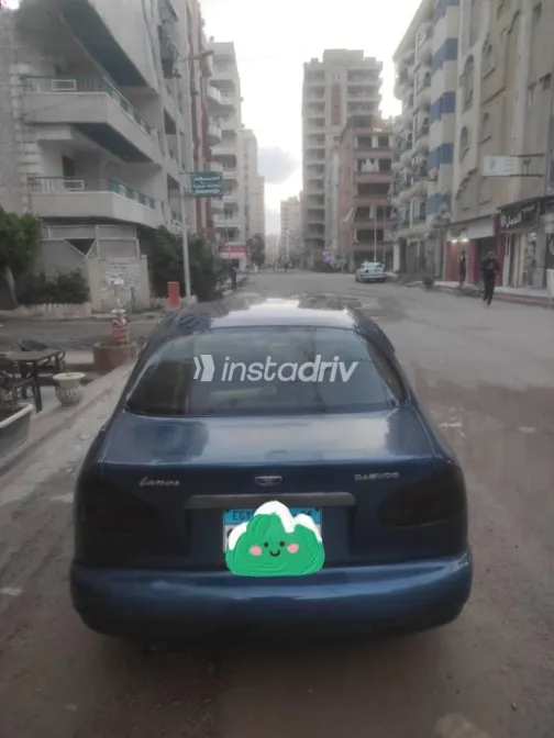 دايو لانوس 2000 أزرق غامق مستعملة للبيع - 5