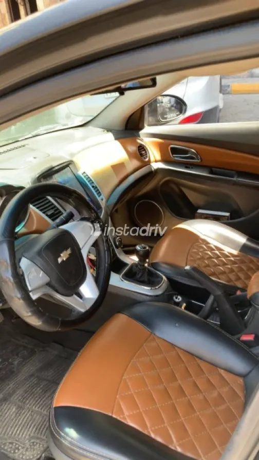 Chevrolet Cruze 2010 Black Used for Sale - 6