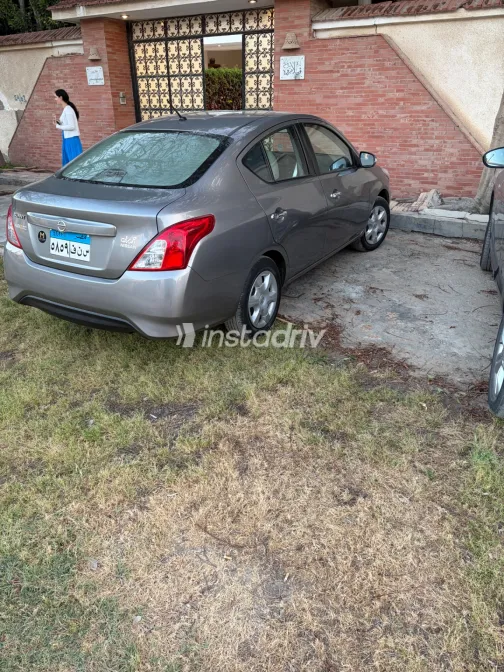 Nissan Sunny 2021 Gray Used for Sale - 2