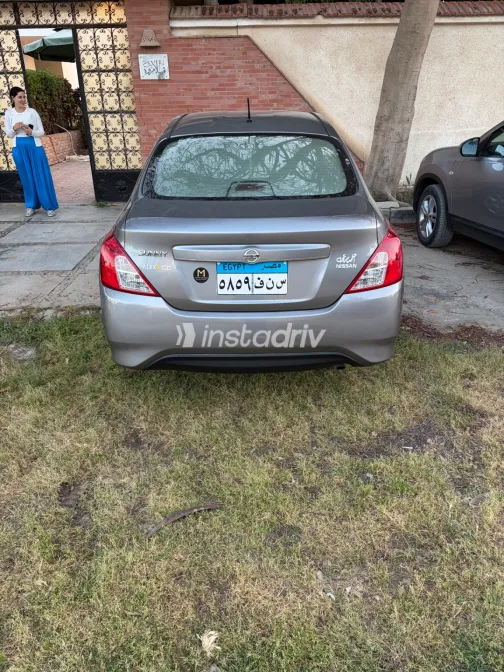Nissan Sunny 2021 Gray Used for Sale - 3
