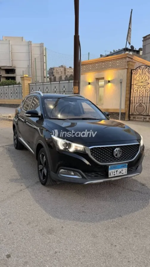 ام جى ZS 2022 أسود مستعملة للبيع - 3
