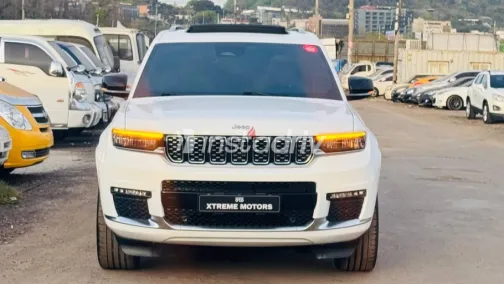Jeep Grand Cherokee 2023 White Used for Sale - 1